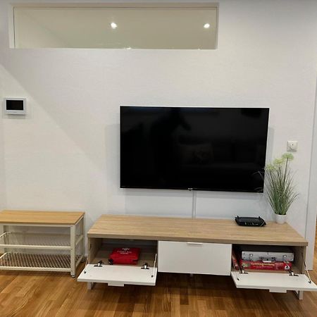 1,5-Zimmer, Top Ausgestattet, 4 Pers, Souterrain フリンツバッハ エクステリア 写真